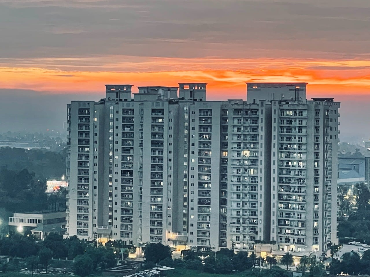 Platinum Premier Ramprastha Greens